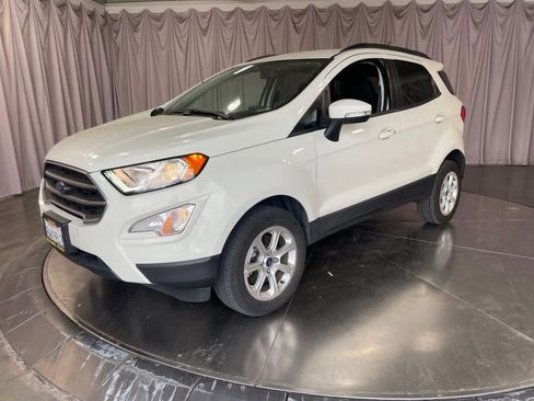 Used 2022 Ford EcoSport SE w/ SE Convenience Package AWD/4WD image 2