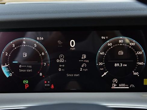 New 2026 Volkswagen Tiguan SE R-Line AWD/4WD image 11