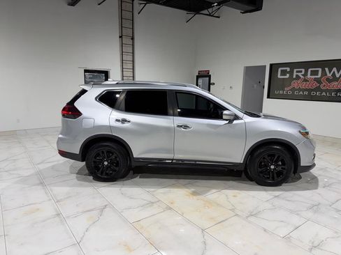 Used 2019 Nissan Rogue SL FWD image 8