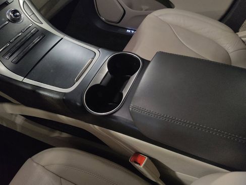 Used 2017 Lincoln MKX Reserve w/ Cargo Utility Package FWD image 26