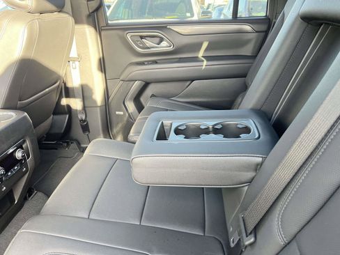 Certified 2024 Chevrolet Suburban RST w/ Luxury Package image 17