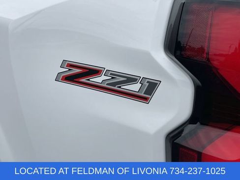 Used 2024 Chevrolet Colorado Z71 w/ Z71 Convenience Package 2 AWD/4WD image 31