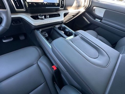 New 2025 Ford Expedition Max Active image 53