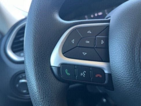 Used 2018 Jeep Renegade Sport w/ Power & Air Group image 15