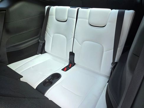 Used 2023 Tesla Model Y Long Range image 13