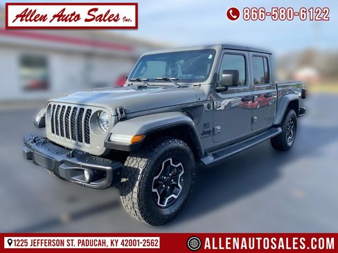 Used 2021 Jeep Gladiator Sport image 1