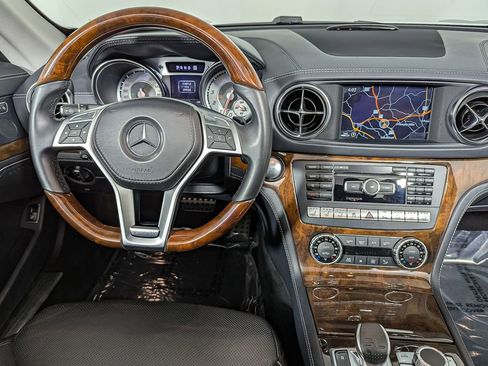 Used 2013 Mercedes-Benz SL 550 SL 550 image 26