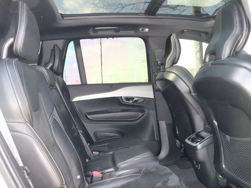 Used 2019 Volvo XC90 T6 R-Design w/ Advanced Package image 32