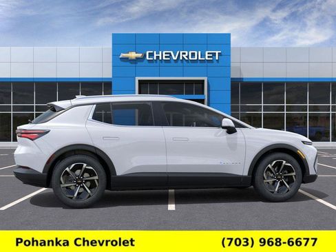 New 2026 Chevrolet Equinox EV LT image 5