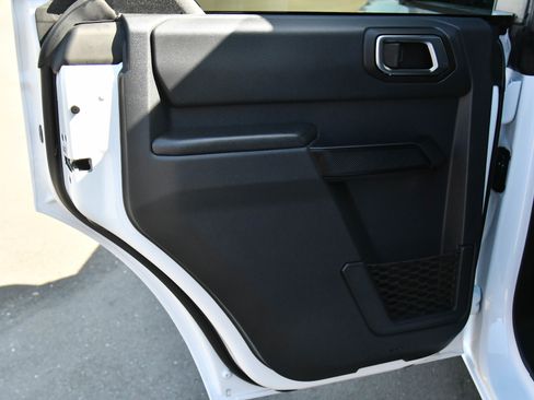 Used 2025 Ford Bronco Big Bend image 35