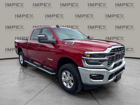 Used 2026 RAM 2500 Big Horn AWD/4WD image 7