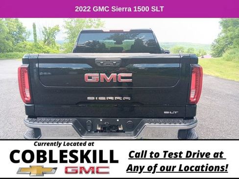 Used 2022 GMC Sierra 1500 SLT w/ SLT Convenience Package AWD/4WD image 4
