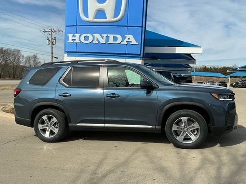 New 2026 Honda Pilot EX-L image 2