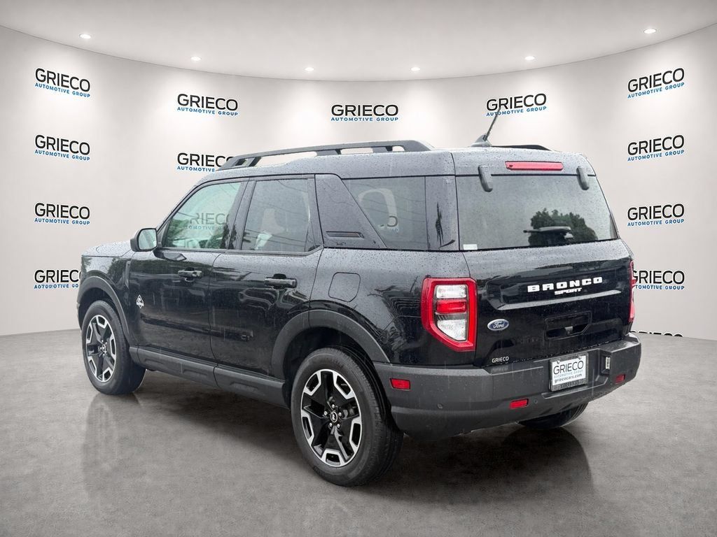 Used 2024 Ford Bronco Sport Outer Banks AWD/4WD image 5