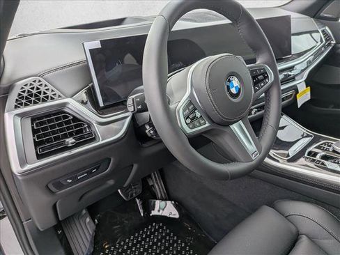 New 2026 BMW X5 xDrive40i image 3