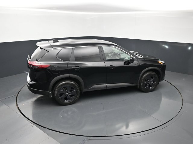 Certified 2026 Nissan Rogue SV FWD image 29