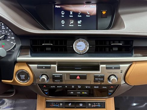 Used 2018 Lexus ES 350 FWD image 21