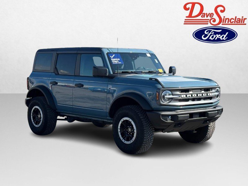 Used 2023 Ford Bronco Big Bend w/ Sasquatch Package AWD/4WD image 4