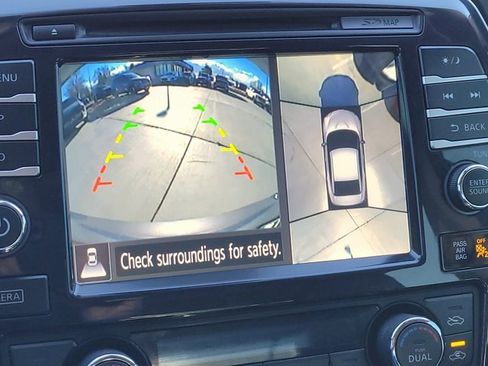 Used 2017 Nissan Maxima Platinum image 18