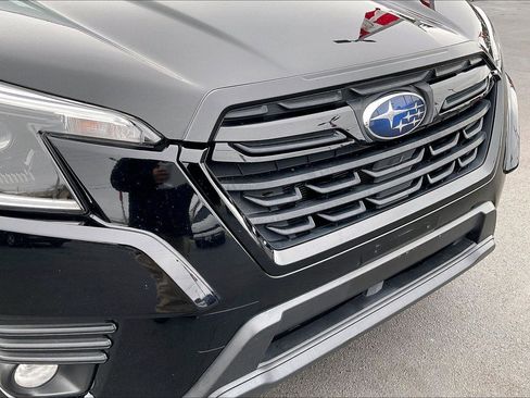 Used 2023 Subaru Forester Premium image 29