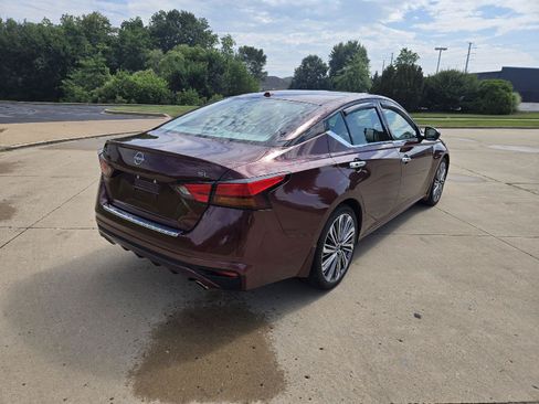 Used 2023 Nissan Altima 2.5 SL FWD image 3