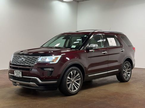 Used 2018 Ford Explorer Platinum AWD/4WD image 29
