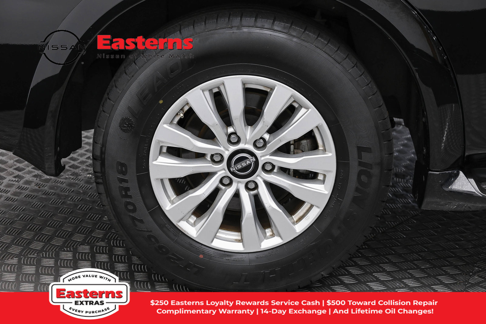 Used 2024 Nissan Armada SV RWD image 27