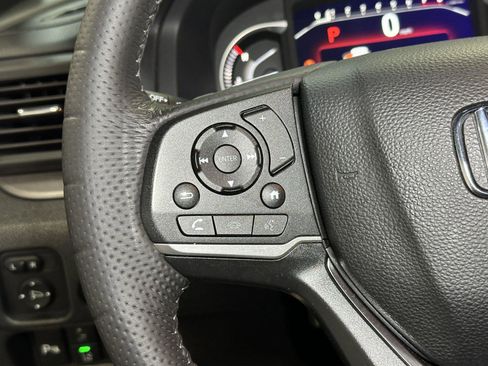 Used 2024 Honda Passport EX-L image 25