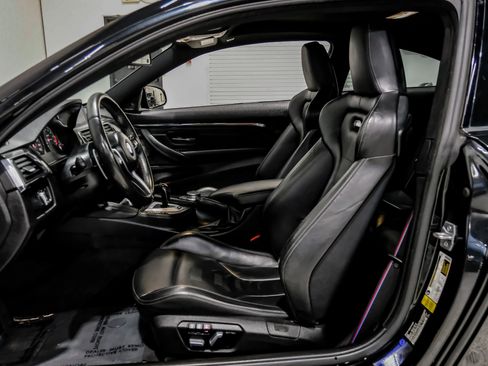 Used 2018 BMW M4 Coupe image 14
