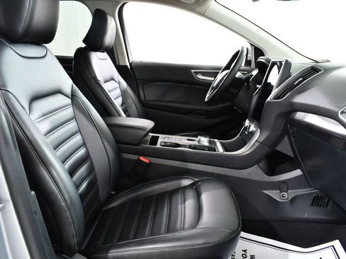 Used 2024 Ford Edge SEL w/ Convenience Package image 10