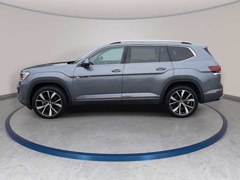 Used 2024 Volkswagen Atlas SEL Premium R-Line AWD/4WD image 8