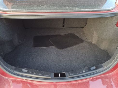 Used 2018 Ford Fusion SE w/ Fusion SE Technology Package image 8