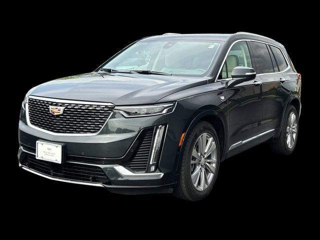 Used 2023 Cadillac XT6 Premium Luxury w/ Technology Package AWD/4WD image 4