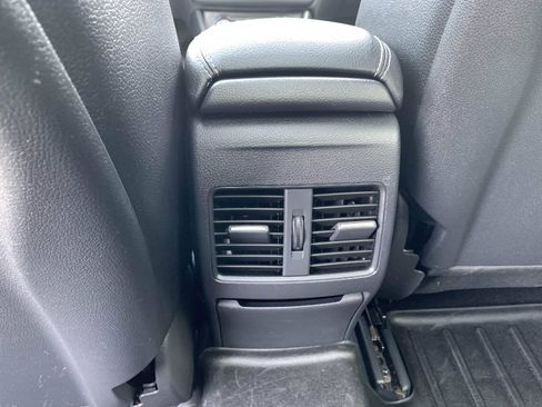 Used 2020 Mercedes-Benz GLA 250 4MATIC image 43