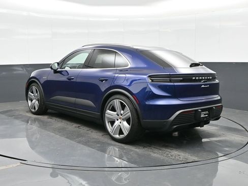 New 2025 Porsche Macan 4 Electric image 3