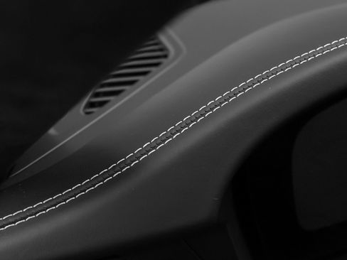 Certified 2025 Porsche 911 Carrera GTS RWD image 46