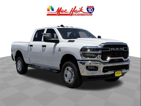 Used 2025 RAM 2500 Tradesman AWD/4WD image 2