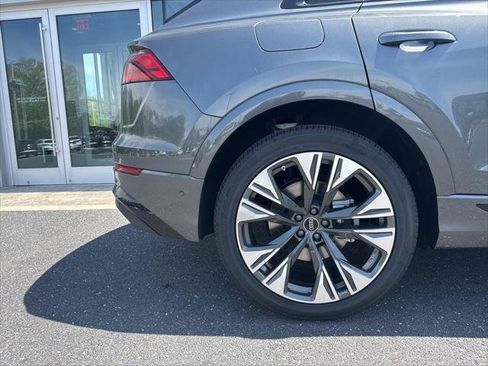 New 2026 Audi Q8 Premium Plus AWD/4WD image 5