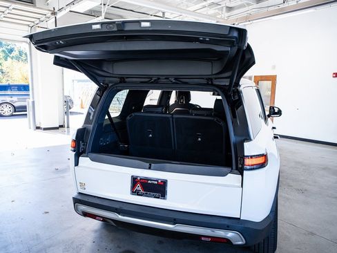 Used 2023 Rivian R1S Adventure image 55