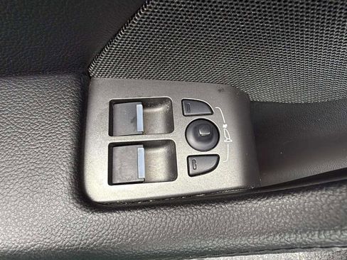 Used 2019 Jaguar F-TYPE Coupe image 30