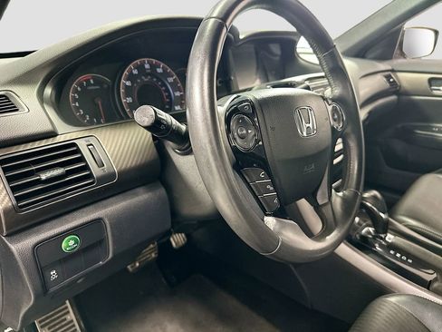 Used 2016 Honda Accord Sport image 10