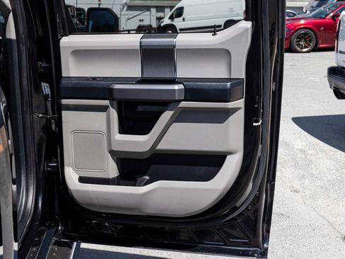 Used 2019 Ford F150 XLT w/ Equipment Group 302A Luxury AWD/4WD image 15