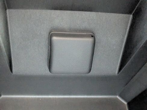Used 2026 Chevrolet Colorado LT AWD/4WD image 29