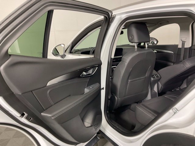 Used 2024 Buick Envision Preferred AWD/4WD image 33