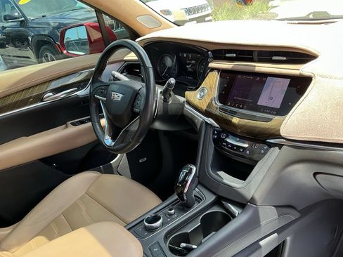 Used 2020 Cadillac XT6 Sport w/ Platinum Package AWD/4WD image 27