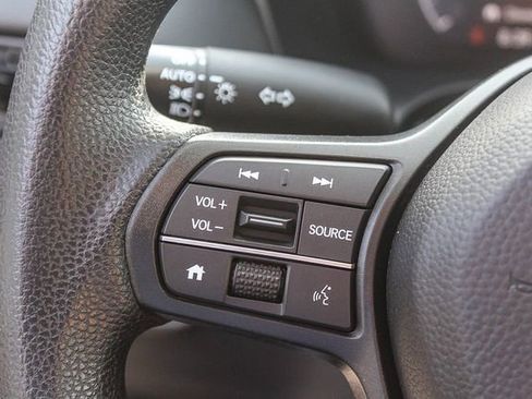 Used 2024 Honda HR-V LX image 30