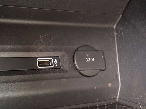 Used 2018 Volkswagen Atlas S image 23