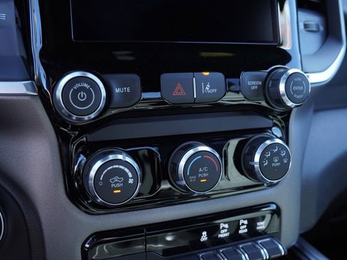 New 2025 RAM 1500 Big Horn image 18