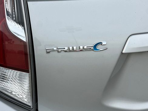 Used 2015 Toyota Prius C Four image 24