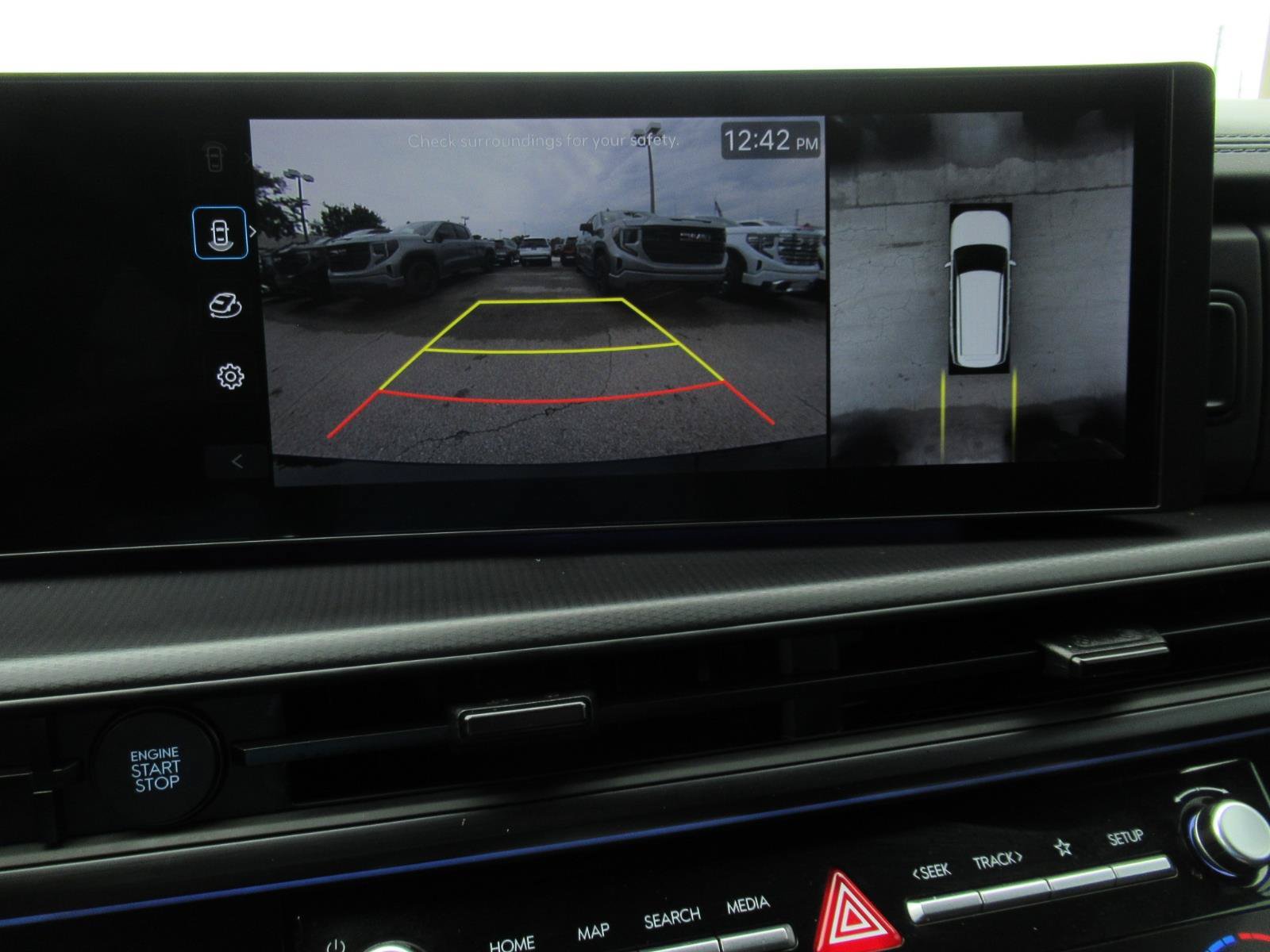 Used 2024 Hyundai Santa Fe Calligraphy FWD image 29
